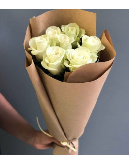 Букет роз в крафт-пакете "Письмо любви"