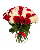 Букет из 51 красно-белой розы